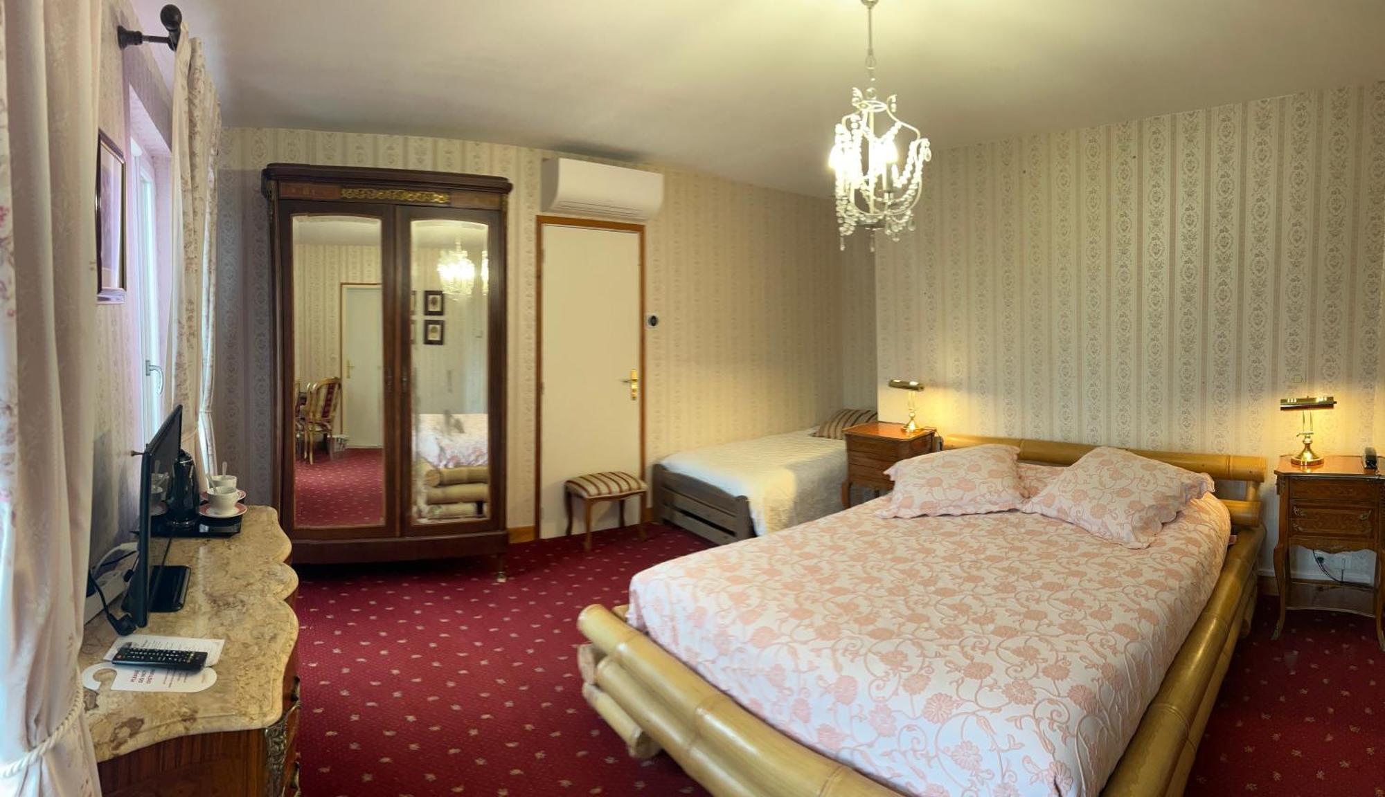 Hotel De La Loire Saint-Satur Екстер'єр фото