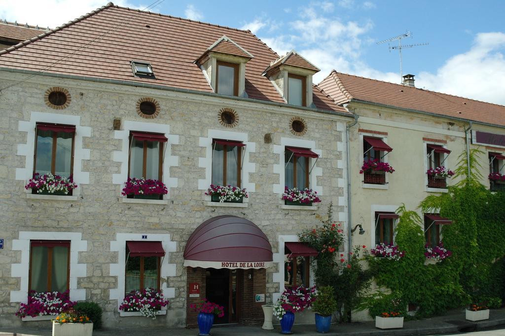 Hotel De La Loire Saint-Satur Екстер'єр фото